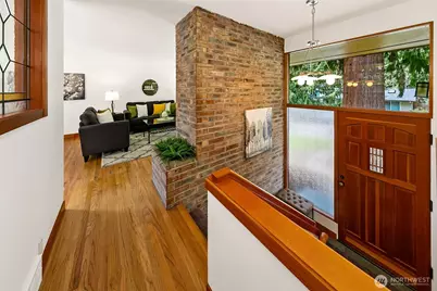 19116 17th Avenue NW, Shoreline, WA 98177 - Photo 2