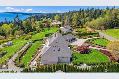 505 Green Island Way, Camano Island, WA 98282 - Photo 38