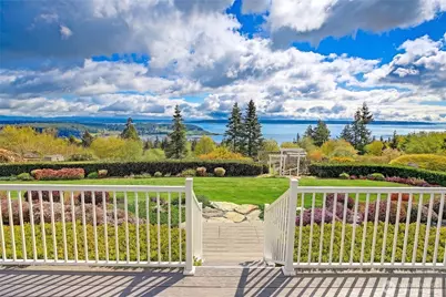 505 Green Island Way, Camano Island, WA 98282 - Photo 2