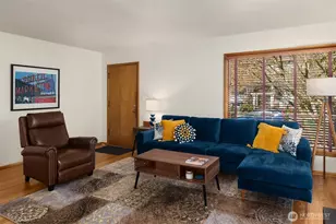 1821 N 47th St, Seattle, WA 98103 - Photo 8