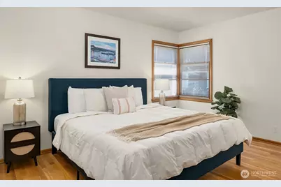 1821 N 47th Street, Seattle, WA 98103 - Photo 12