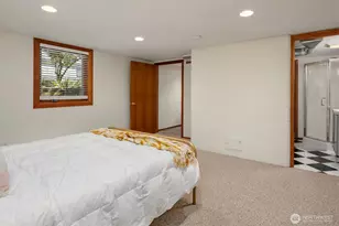 1821 N 47th St, Seattle, WA 98103 - Photo 20