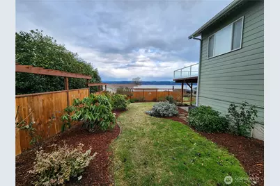 2919 Viewmont Place, Camano Island, WA 98282 - Photo 38
