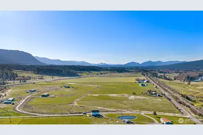 341 Tetons Lane, Cle Elum, WA 98922 - Photo 2