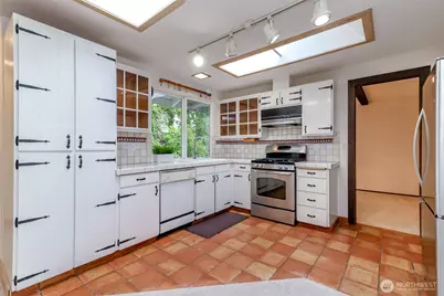 32334 9th Avenue S, Federal Way, WA 98003 - Photo 10