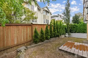 12722 35th Ave House D NE, Seattle, WA 98125 - Photo 38