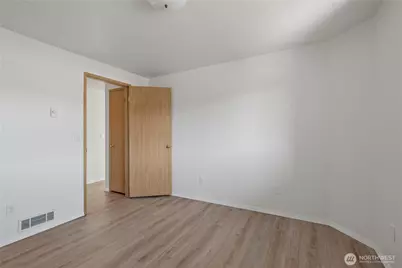 537 NE Ellis Way #B201, Oak Harbor, WA 98277 - Photo 18