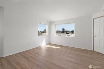 537 NE Ellis Way #B201, Oak Harbor, WA 98277 - Photo 12