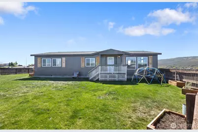 403 Hilltop Drive, Ephrata, WA 98823 - Photo 4