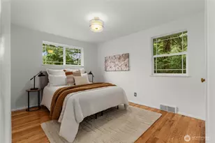 11007 Alton Ave NE, Seattle, WA 98125 - Photo 16