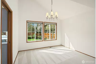 3603 254th Avenue SE, Sammamish, WA 98029 - Photo 8