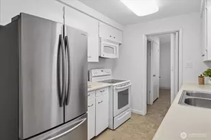 17219 Midvale Ave N, Shoreline, WA 98133 - Photo 10