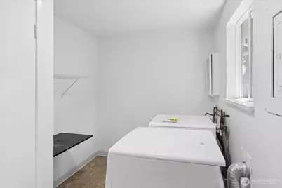 17219 Midvale Avenue N, Shoreline, WA 98133 - Photo 26