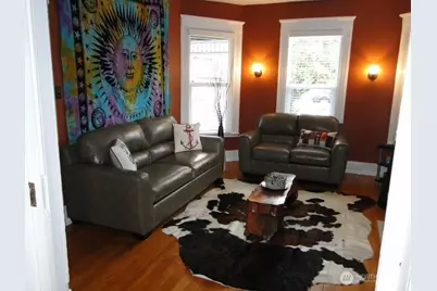 1921 44 Avenue SW, Seattle, WA 98116 - Photo 22