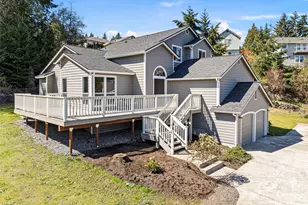 6157 Oceanside Pl NE, Bremerton, WA 98311 - Photo 2