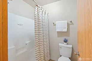 6157 Oceanside Pl NE, Bremerton, WA 98311 - Photo 18