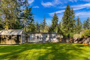 1649 Oak Ridge Dr, Camano Island, WA 98282 - Photo 30