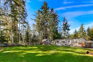 1649 Oak Ridge Dr, Camano Island, WA 98282 - Photo 32