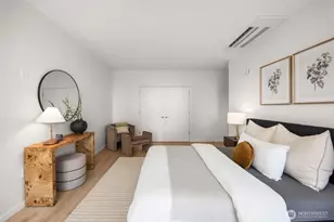 999 110th Ave NE, Bellevue, WA 98004 - Photo 10