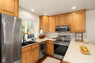 7803 196th St SW, Edmonds, WA 98026 - Photo 12