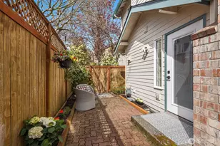 7803 196th St SW, Edmonds, WA 98026 - Photo 24