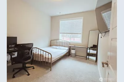 12911 Emerld Ridge Boulevard E, Puyallup, WA 98374 - Photo 8