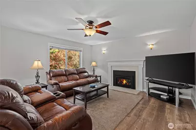 10510 200th Avenue Ct E, Bonney Lake, WA 98391 - Photo 12