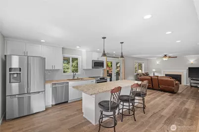 10510 200th Avenue Ct E, Bonney Lake, WA 98391 - Photo 8