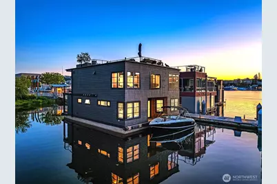 2821 Fairview Avenue E #5, Seattle, WA 98102 - Photo 2