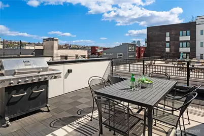 755 Hayes Street, Seattle, WA 98109 - Photo 32
