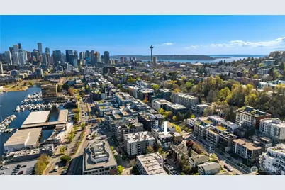 755 Hayes Street, Seattle, WA 98109 - Photo 36