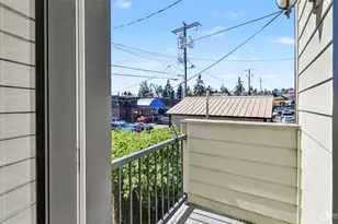 1120 N 92nd St, Seattle, WA 98103 - Photo 12