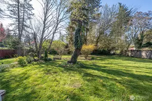 810 98th St S, Tacoma, WA 98501 - Photo 28