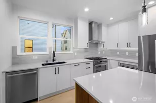 687 NW Locust St (Homesite #13), Issaquah, WA 98027 - Photo 10