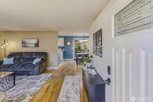 8554 NE 137th Pl, Kirkland, WA 98034 - Photo 4