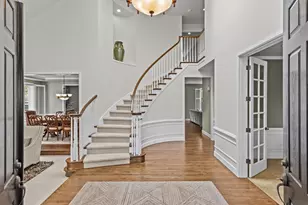 2441 278th Ct SE, Sammamish, WA 98075 - Photo 8