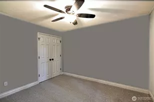 5726 East Dr, Everett, WA 98203 - Photo 8