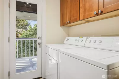 9165 45th Avenue SW #6, Seattle, WA 98136 - Photo 24