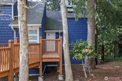 9165 45th Avenue SW #6, Seattle, WA 98136 - Photo 1