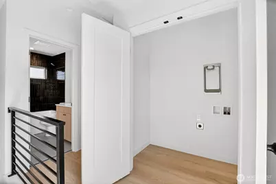 14321 Interlake Avenue N #B, Seattle, WA 98133 - Photo 12