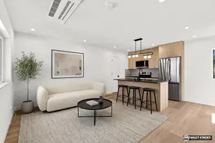 14321 Interlake Ave N, Seattle, WA 98133 - Photo 4