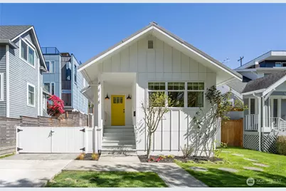 4418 40th Avenue SW, Seattle, WA 98116 - Photo 2