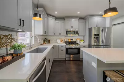 4418 40th Avenue SW, Seattle, WA 98116 - Photo 6