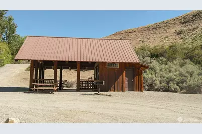 33 Avery Road, Pateros, WA 98834 - Photo 36