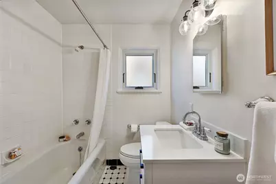 7032 12th Avenue NW, Seattle, WA 98117 - Photo 22