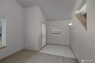 8014 Bedford Ln SE, Tumwater, WA 98501 - Photo 4