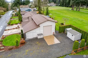 16505 Country Club Dr, Burlington, WA 98233 - Photo 32