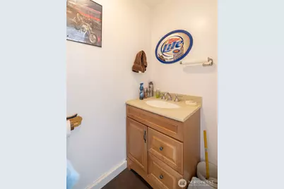 16505 Country Club Drive, Burlington, WA 98233 - Photo 36