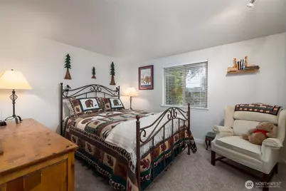 16505 Country Club Drive, Burlington, WA 98233 - Photo 22