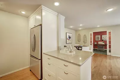 243 140th Avenue NE, Bellevue, WA 98005 - Photo 12